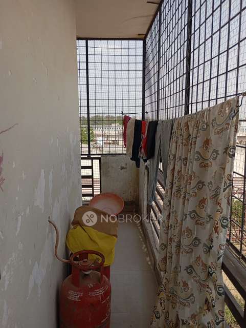 2 BHK Flat In Shyam Vihar Ph2 For Sale  In Vansh Garden