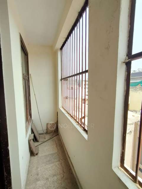 3 BHK Flat For Sale  In Pitam Pura