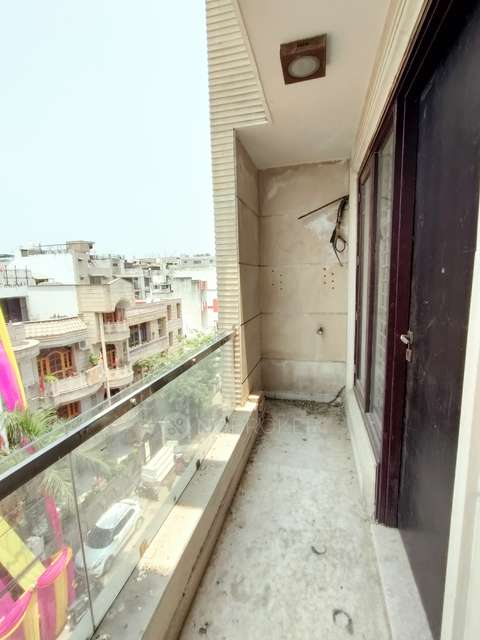 3 BHK Flat For Sale  In Pitam Pura
