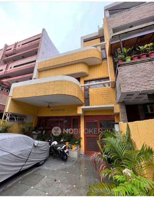 1 BHK Flat In Aditi Apartments Patparganj, Patparganj for Rent  In Patparganj