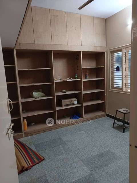 1 BHK Flat In Standalone Buiding for Rent  In Bommanahalli