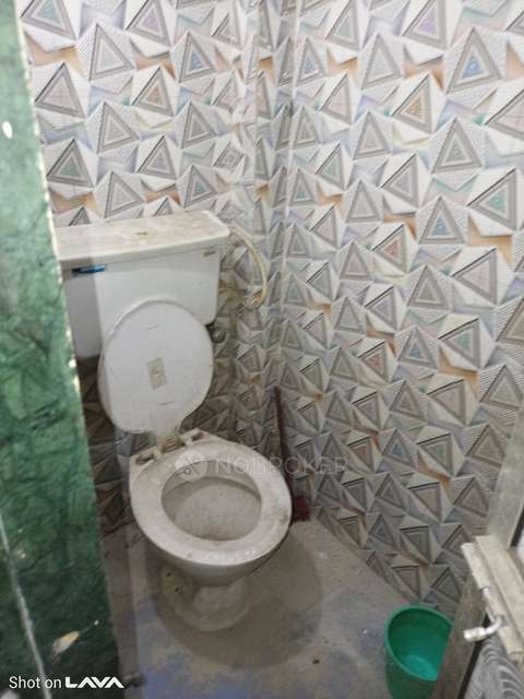 Godown/Warehouse in Dahisar East, Mumbai for Rent 