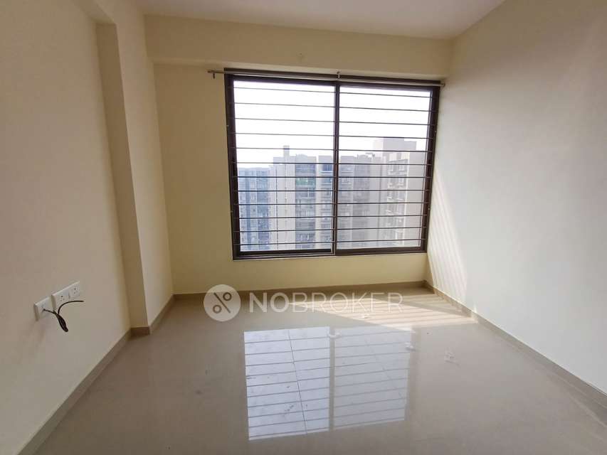3 BHK Flat In Pate Skyi Star Town for Rent  In Bhukum