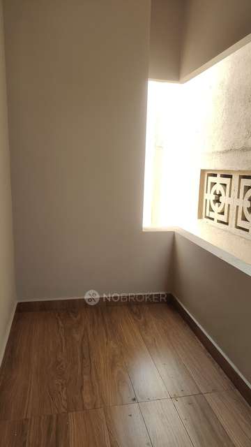 2 BHK Flat For Sale  In Kottivakkam