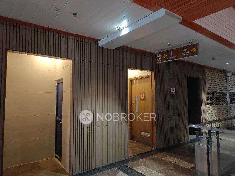 Shop in Sector 16b, Greater Noida for Rent 