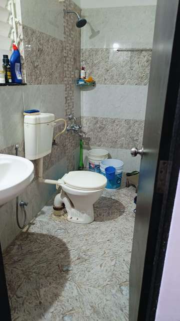 2 BHK Flat In Whistling Winds Co- Op Housing Soc For Sale  In Pune