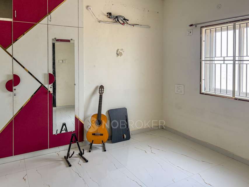 2 BHK Flat In Mp Avenue For Sale  In Pammal