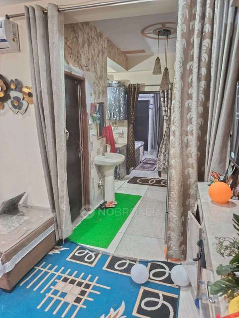 2 BHK Flat In Jps Building For Sale  In Shalimar Garden, 