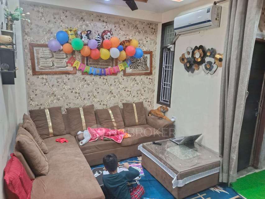 2 BHK Flat In Jps Building For Sale  In Shalimar Garden, 