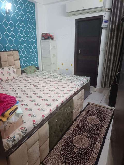 2 BHK Flat In Jps Building For Sale  In Shalimar Garden, 