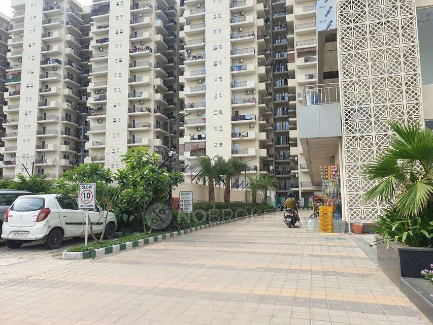 2 BHK Flat In Signature Global The Roselia For Sale  In Sector 95a