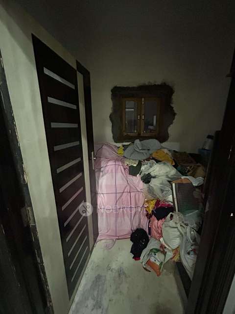 2 BHK Flat In Apartment For Sale  In Daryaganj 