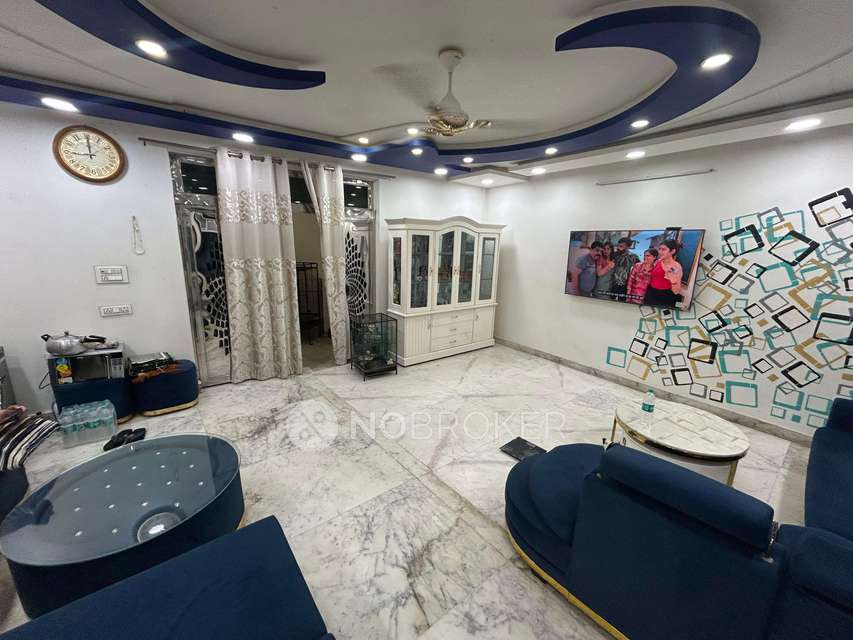 2 BHK Flat In Apartment For Sale  In Daryaganj 