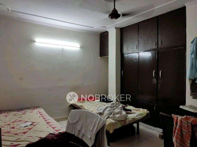 2 BHK Flat In Standalone Building  For Sale  In East Of Kailash