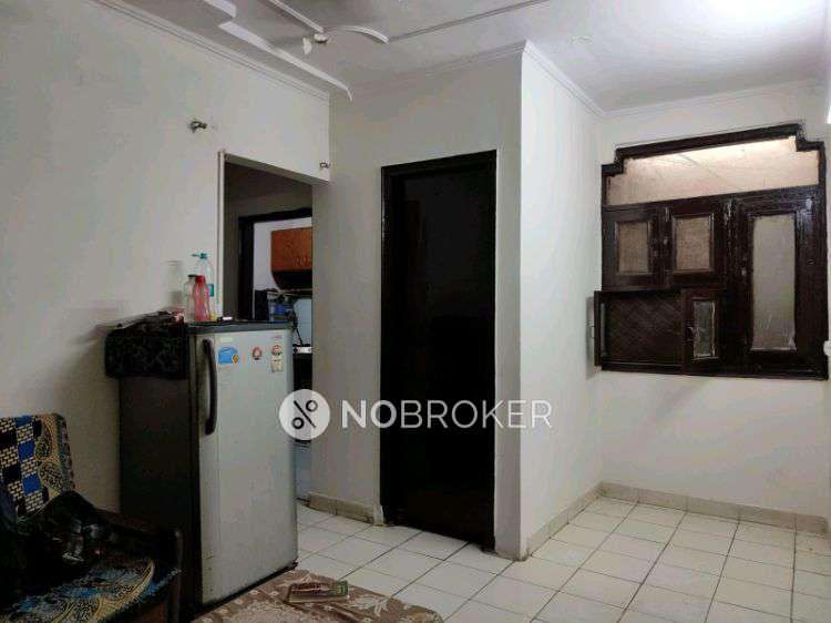 2 BHK Flat In Standalone Building  For Sale  In East Of Kailash