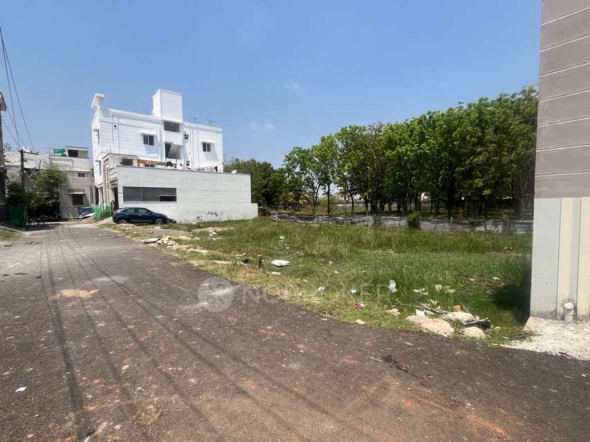 Plot For Sale  In Poonamallee