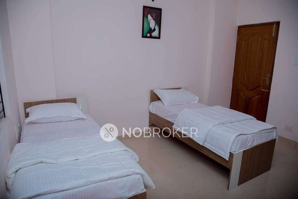 PG for Girls in Hmt Layout