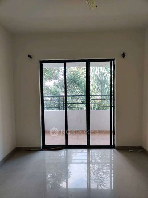 2 BHK Flat In C Wing, Shree Laxmi Vrindavan Co-op Hsg. Soc. for Rent  In , Dhayari