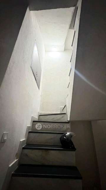 4+ BHK Flat For Sale  In Sangam Vihar