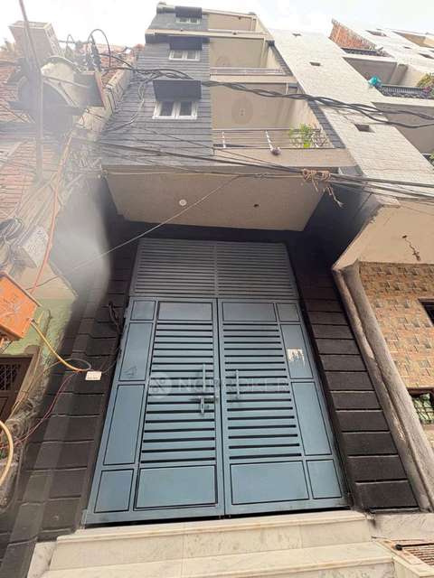 4+ BHK Flat For Sale  In Sangam Vihar