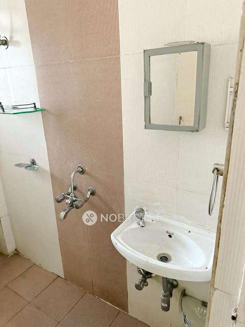 2 BHK Flat In Saki Vihar Complex For Sale  In Saki Naka