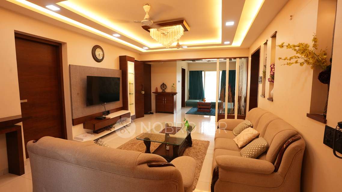 3 BHK Flat In 301302. Maha Anand Society , Azad Road For Sale  In Vile Parle 