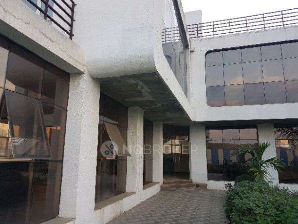 2 BHK Flat In Ratan Neptune Housing Society,near Jspm College Handwadi Road ,hadapsar,pune for Rent  In Hadapsar