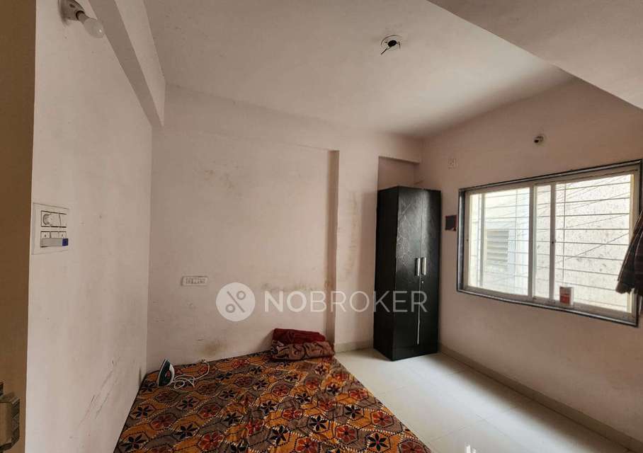 Shared Room for  In 1 BHK  In Gandur In Keshav Nagar