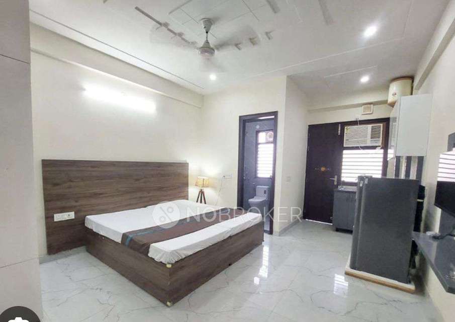 1 RK Flat for Rent  In Sector 5