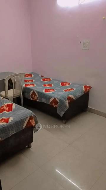 PG for Boys in Laxminagar Metro Station