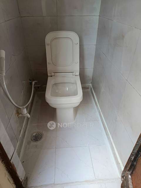 PG for Boys in Laxminagar Metro Station