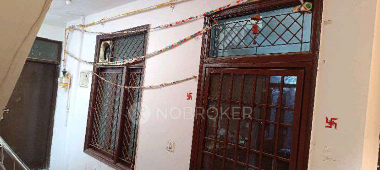 1 BHK Flat In H No 179 For Sale  In New Manglapuri