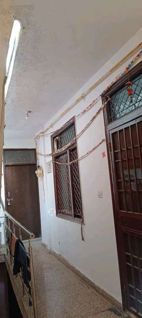 1 BHK Flat In H No 179 For Sale  In New Manglapuri
