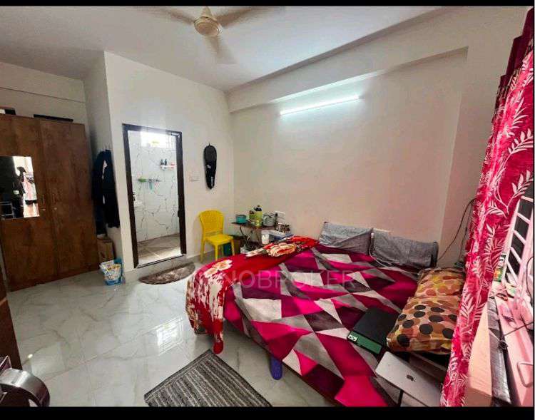 PG for Anyone in Royal Gold Co-living Space