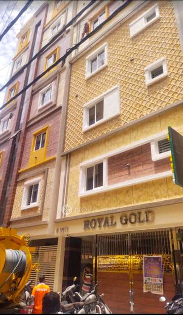 PG for Anyone in Royal Gold Co-living Space