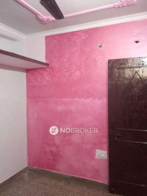 2 BHK Flat For Sale  In Azadpur
