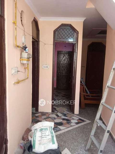2 BHK Flat For Sale  In Azadpur