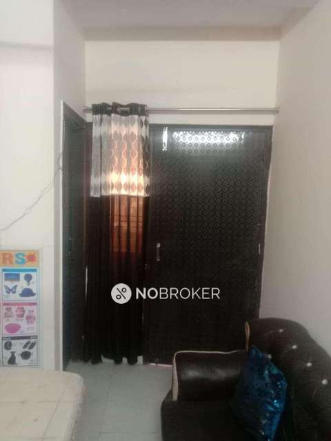 2 BHK Flat For Sale  In Azadpur