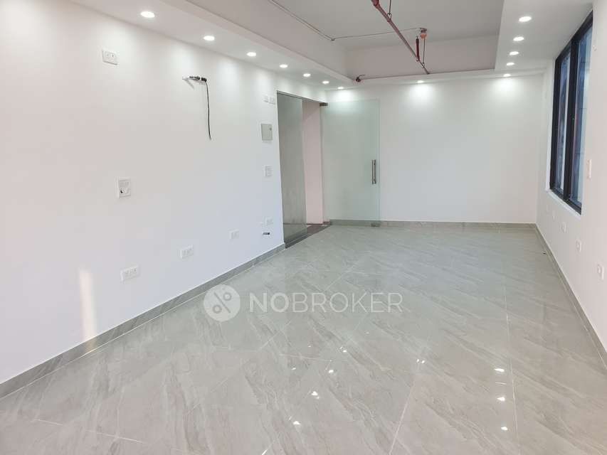 Office Space in Spectrum Metro Sec 75 Noida, Noida for Rent 