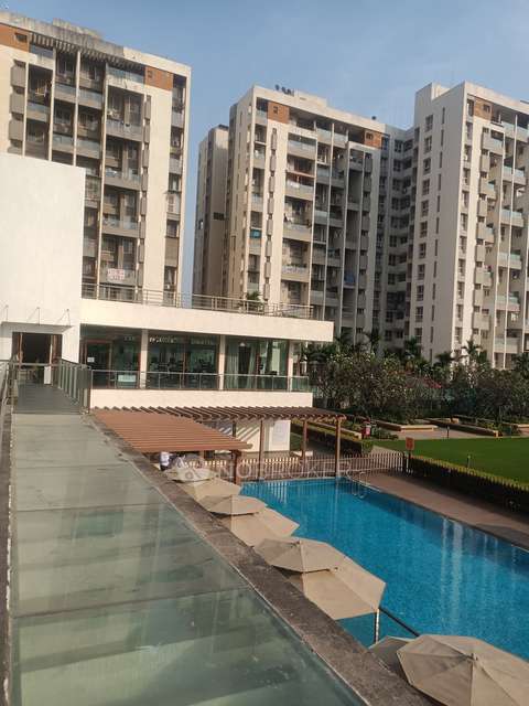 1 BHK Flat In Kolte Patil Little Earth For Sale  In Kiwale