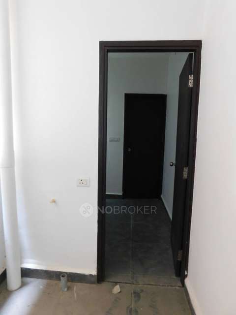 3 BHK Flat In Aliens Space Station For Sale  In Aliens Space Station