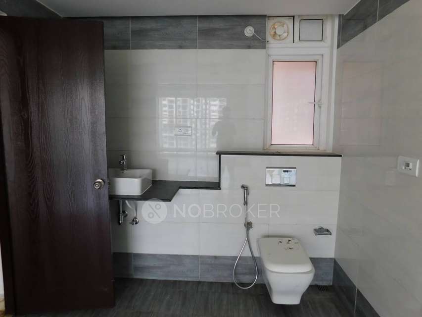 3 BHK Flat In Aliens Space Station For Sale  In Aliens Space Station