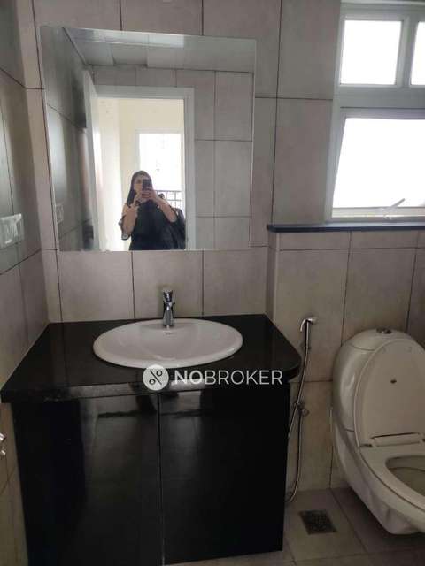 3 BHK Flat In Prestige Lakeside Habitat For Sale  In Gunjur Village