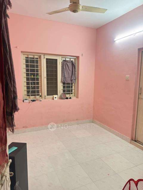 Shared Room for Male In 2 BHK  In New Tippasandra