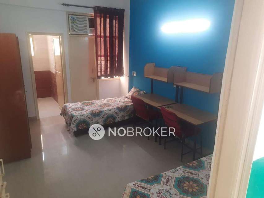 PG for Boys in Knowledge Park Ii