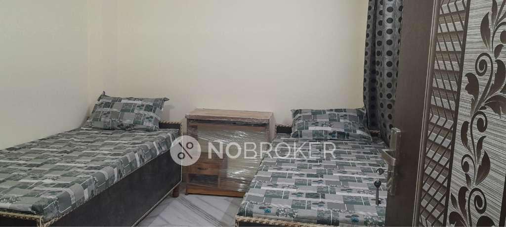 4+ BHK Flat For Sale  In Dwarka