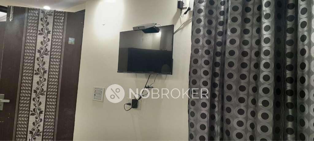4+ BHK Flat For Sale  In Dwarka