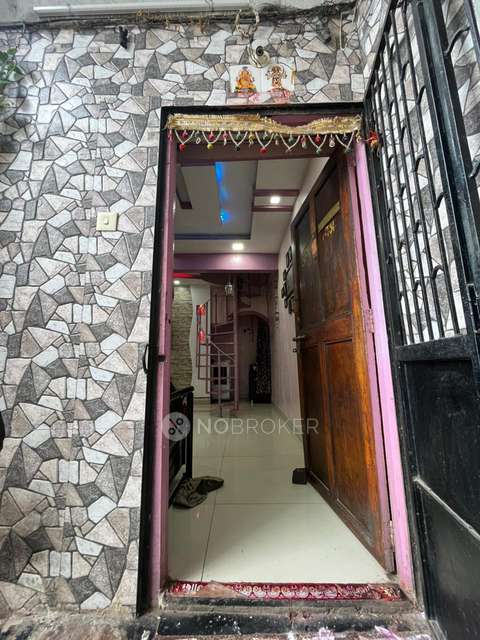 1 RK Flat In New Mangalwar Peth, Somwar Peth For Sale  In Somwar Peth