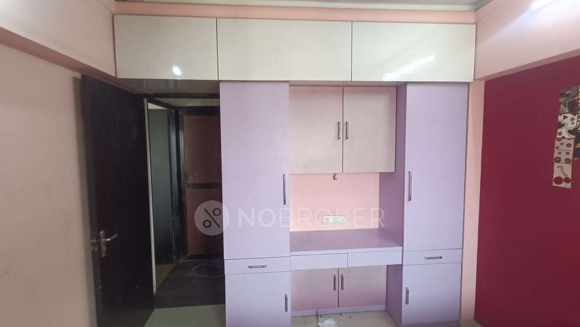 2 BHK Flat In Siddhi Highland Gardens for Rent  In Thane West