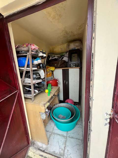 2 BHK Flat In Mahindra Park, Rani Bagh For Sale  In Mahindra Park